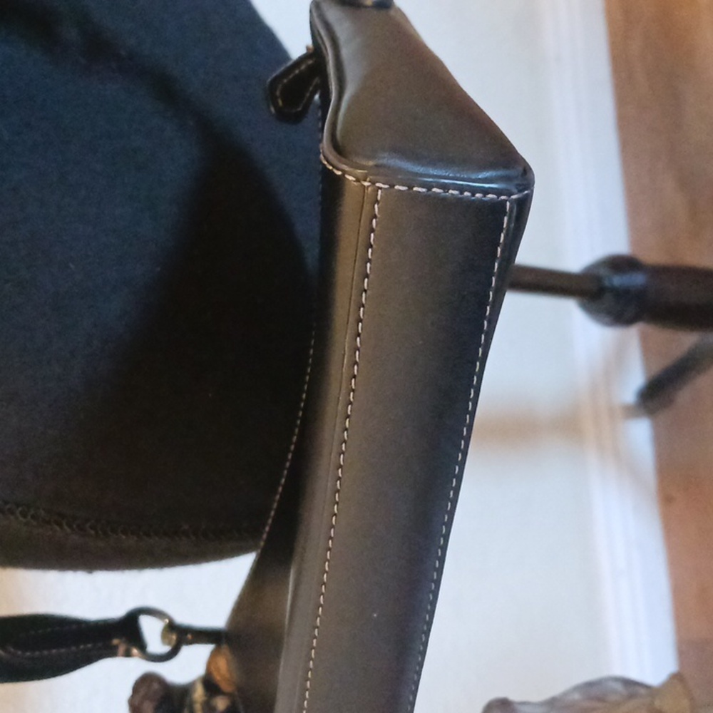 Coach Villians Crossbody Bag With Patches, Pouch And Villian Hankerchief - Picture 13 of 16